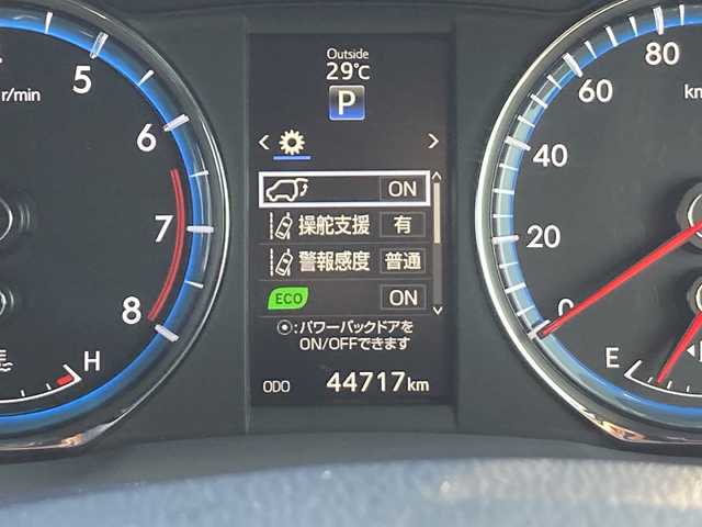トヨタ ハリアー プレミアム 佐賀県 2015(平27)年 4.5万km ブラック 純正9インチナビ/バックカメラ/レーンディパーチャーアラート/クルーズコントロール/ハーフレザーシート/パワーシート/パワーバックドア/ETC/プッシュスタート/スマートキー/LEDヘッドライト/フォグライト/純正アルミホイール