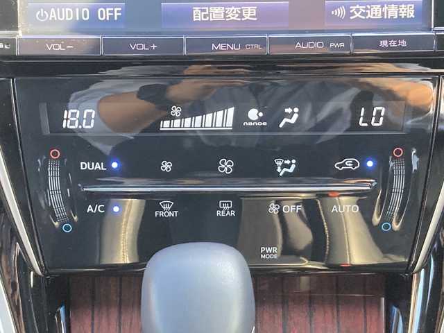 トヨタ ハリアー プレミアム 佐賀県 2015(平27)年 4.5万km ブラック 純正9インチナビ/バックカメラ/レーンディパーチャーアラート/クルーズコントロール/ハーフレザーシート/パワーシート/パワーバックドア/ETC/プッシュスタート/スマートキー/LEDヘッドライト/フォグライト/純正アルミホイール