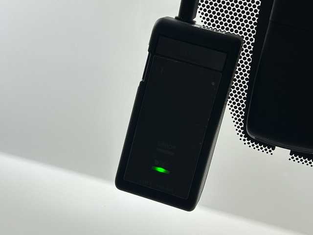 レクサス ＵＸ 250h Fスポーツ 鹿児島県 2018(平30)年 6.4万km ヒートブルーコントラストレイヤリング 純正10型ナビ/サンルーフ/三眼LEDヘッドライト/全方位カメラ/レーダークルーズコントロール/シートヒーター/エアシート/バックカメラ/パワーシート/ヘッドアップディスプレイ/コーナーセンサー/純正アルミホイール/ルーフレール/ETC2.0/ブラインドスポットモニター/パドルシフト/ステアリングヒーター/オートマチックハイビーム/ドライブレコーダー/衝突軽減システム/フルセグ/CD DVD/Bluetooth/ステアリングスイッチ/スマートキー/プッシュスタート