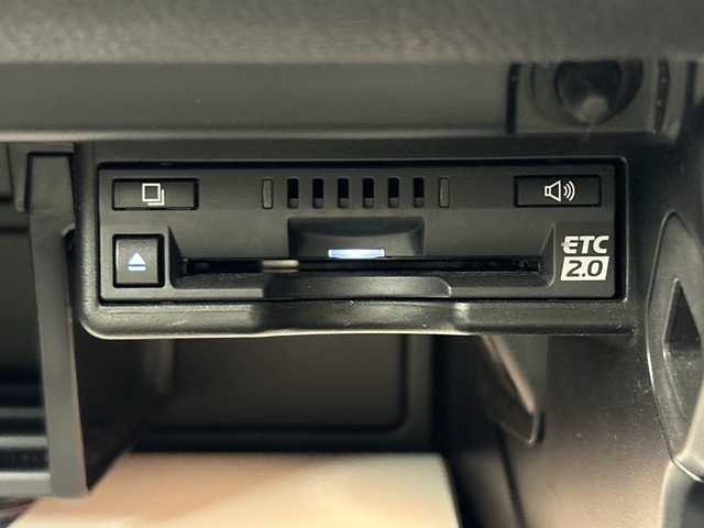 レクサス ＵＸ 250h Fスポーツ 鹿児島県 2018(平30)年 6.4万km ヒートブルーコントラストレイヤリング 純正10型ナビ/サンルーフ/三眼LEDヘッドライト/全方位カメラ/レーダークルーズコントロール/シートヒーター/エアシート/バックカメラ/パワーシート/ヘッドアップディスプレイ/コーナーセンサー/純正アルミホイール/ルーフレール/ETC2.0/ブラインドスポットモニター/パドルシフト/ステアリングヒーター/オートマチックハイビーム/ドライブレコーダー/衝突軽減システム/フルセグ/CD DVD/Bluetooth/ステアリングスイッチ/スマートキー/プッシュスタート