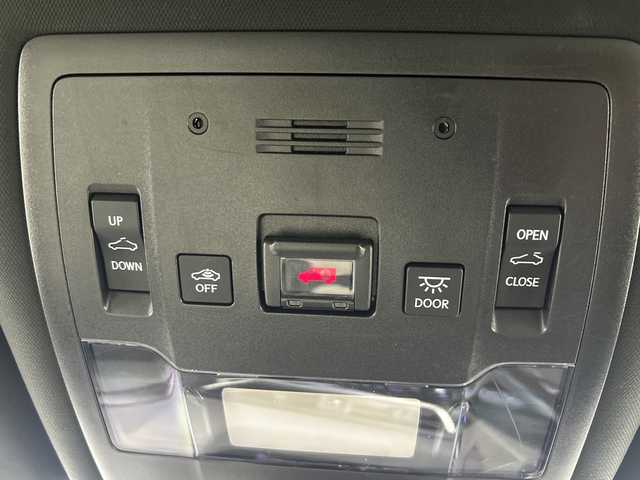 レクサス ＵＸ 250h Fスポーツ 鹿児島県 2018(平30)年 6.4万km ヒートブルーコントラストレイヤリング 純正10型ナビ/サンルーフ/三眼LEDヘッドライト/全方位カメラ/レーダークルーズコントロール/シートヒーター/エアシート/バックカメラ/パワーシート/ヘッドアップディスプレイ/コーナーセンサー/純正アルミホイール/ルーフレール/ETC2.0/ブラインドスポットモニター/パドルシフト/ステアリングヒーター/オートマチックハイビーム/ドライブレコーダー/衝突軽減システム/フルセグ/CD DVD/Bluetooth/ステアリングスイッチ/スマートキー/プッシュスタート