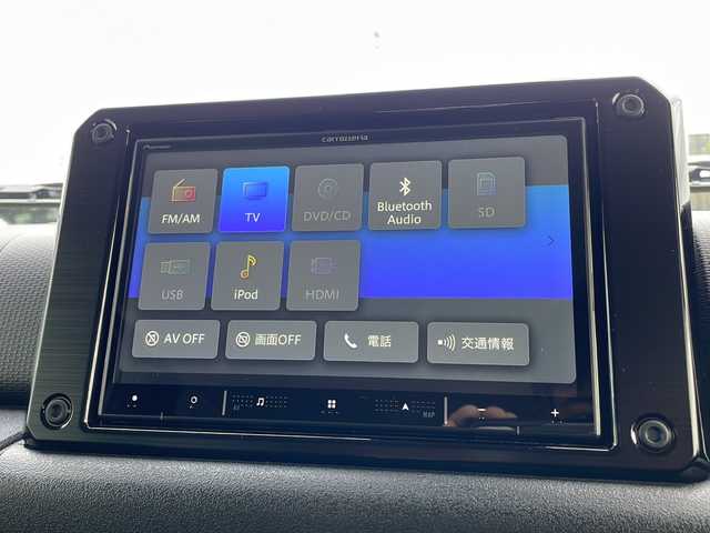 スズキ ジムニー シエラ JC 青森県 2024(令6)年 0.1万km シフォンアイボリーM 4WD/社外8インチメモリナビ・フルセグTV/CD・DVD・Bluetooth・SD/前席シートヒーター/セーフティサポート/デュアルセンサーブレーキサポート/車線逸脱警報/ハイビームアシスト/クルーズコントロール/ドアミラーヒーター/ETC/LEDヘッドライト/フォグランプ/純正15インチアルミ/プッシュスタート/スマートキー