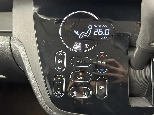 日産 デイズ ルークス X Vセレクション 富山県 2017(平29)年 5.1万km スパークリングレッドM 純正ナビ（AM/FM/DVD/BT/フルセグ）/全方位カメラ/ETC/両側パワースライドドア/衝突被害軽減システム/横滑り防止装置/アイドリングストップ/ハロゲンライト/純正アルミホイール/純正フロアマット/スマートキー