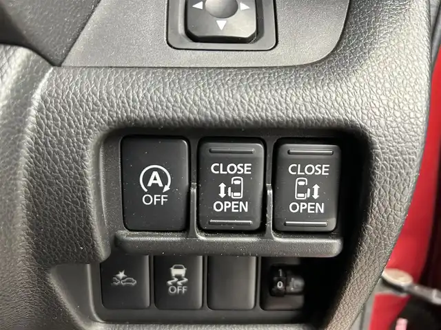 日産 デイズ ルークス X Vセレクション 富山県 2017(平29)年 5.1万km スパークリングレッドM 純正ナビ（AM/FM/DVD/BT/フルセグ）/全方位カメラ/ETC/両側パワースライドドア/衝突被害軽減システム/横滑り防止装置/アイドリングストップ/ハロゲンライト/純正アルミホイール/純正フロアマット/スマートキー