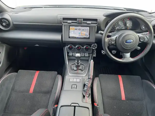 スバル ＢＲＺ S 福岡県 2022(令4)年 2万km クリスタルホワイトP MT車/アルパインメモリナビ【7DNFX2】/　(AM/FM/CD/DVD/Bluetooth/フルセグTV)/バックカメラ/後側方警戒支援/クルーズコントロール/ステアリング連動ヘッドランプ/横滑り防止/純正18インチアルミホイール/Panasonic前方ドライブレコーダー【CA-DR03TDFA】/Panasonic ETC2.0【H0012FL230】/ヒーテッドドアミラー/革巻きステアリング/パドルシフト/ステアリングスイッチ/TRACKモード/黒ハーフレザーシート/シートヒーター(D/N)/純正フロアマット/プッシュスタート/USBポート/アクセサリーソケット/ISOFIX/スペアキー×1/保証書/取扱説明書/ナビ取扱説明書