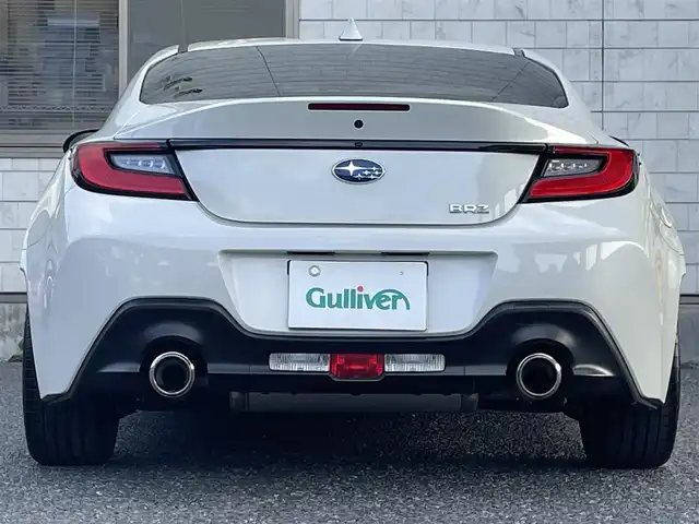 スバル ＢＲＺ S 福岡県 2022(令4)年 2万km クリスタルホワイトP MT車/アルパインメモリナビ【7DNFX2】/　(AM/FM/CD/DVD/Bluetooth/フルセグTV)/バックカメラ/後側方警戒支援/クルーズコントロール/ステアリング連動ヘッドランプ/横滑り防止/純正18インチアルミホイール/Panasonic前方ドライブレコーダー【CA-DR03TDFA】/Panasonic ETC2.0【H0012FL230】/ヒーテッドドアミラー/革巻きステアリング/パドルシフト/ステアリングスイッチ/TRACKモード/黒ハーフレザーシート/シートヒーター(D/N)/純正フロアマット/プッシュスタート/USBポート/アクセサリーソケット/ISOFIX/スペアキー×1/保証書/取扱説明書/ナビ取扱説明書