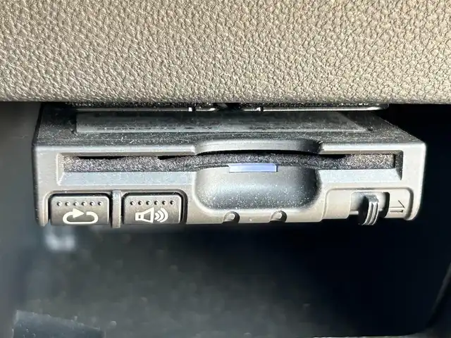 ダイハツ ウェイク X ファインセレクション SA 静岡県 2016(平28)年 6.9万km パールホワイトⅢ 社外SDナビ/フルセグTV/AM/FM/CD/BT/UVカットガラス/片側パワースライドドア/フロントベンチシート/床下ラゲージボックス/アイドリングストップ/スマートキー/バックカメラ/ETC/純正14インチAW/SRSエアバッグ/横滑り防止装置/衝突被害軽減システム/ドライブレコーダー/保証書/記録簿