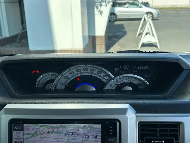 ダイハツ ウェイク X ファインセレクション SA 静岡県 2016(平28)年 6.9万km パールホワイトⅢ 社外SDナビ/フルセグTV/AM/FM/CD/BT/UVカットガラス/片側パワースライドドア/フロントベンチシート/床下ラゲージボックス/アイドリングストップ/スマートキー/バックカメラ/ETC/純正14インチAW/SRSエアバッグ/横滑り防止装置/衝突被害軽減システム/ドライブレコーダー/保証書/記録簿