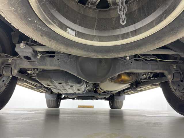 トヨタ ランドクルーザー プラド TX Lパッケージ ブラックED 愛知県 2021(令3)年 6.9万km ブラック 禁煙車/4WD/純正9インチナビ/（CD/DVD/Bluetooth/フルセグ/SD）/バックカメラ/サンルーフ/Toyota Safety Sense /・レーダークルーズコントロール/・レーンデパーチャーアラート/・プリクラッシュセーフティ/・ロードサインアシスト/・先行車発進告知/・前後クリアランスソナー/レザーシート/前席シートヒーター/前席席シートベンチレーション/前席パワーシート/電動格納サードシート/ルーフレール/ヘッドライトウォッシャー/純正18インチアルミホイール/プッシュスタート/スマートキー/スペアキー1本/LEDヘッドライト/フロントフォグランプ/横滑り防止装置/フルフラットシート/純正フロアマット