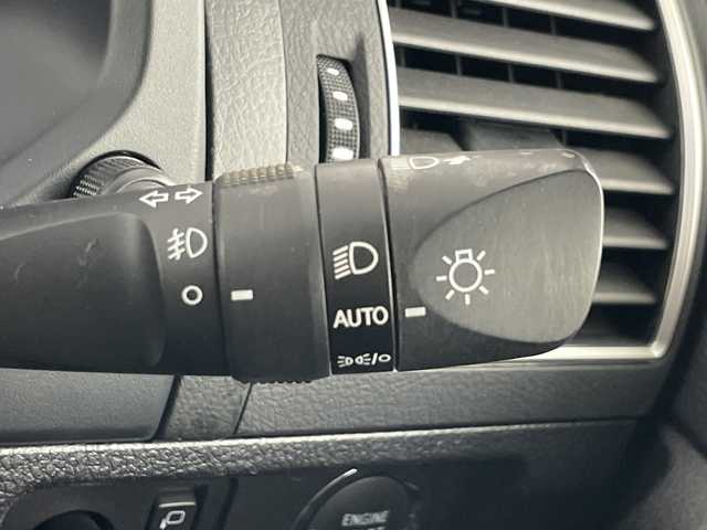 トヨタ ランドクルーザー プラド TX Lパッケージ ブラックED 愛知県 2021(令3)年 6.9万km ブラック 禁煙車/4WD/純正9インチナビ/（CD/DVD/Bluetooth/フルセグ/SD）/バックカメラ/サンルーフ/Toyota Safety Sense /・レーダークルーズコントロール/・レーンデパーチャーアラート/・プリクラッシュセーフティ/・ロードサインアシスト/・先行車発進告知/・前後クリアランスソナー/レザーシート/前席シートヒーター/前席席シートベンチレーション/前席パワーシート/電動格納サードシート/ルーフレール/ヘッドライトウォッシャー/純正18インチアルミホイール/プッシュスタート/スマートキー/スペアキー1本/LEDヘッドライト/フロントフォグランプ/横滑り防止装置/フルフラットシート/純正フロアマット