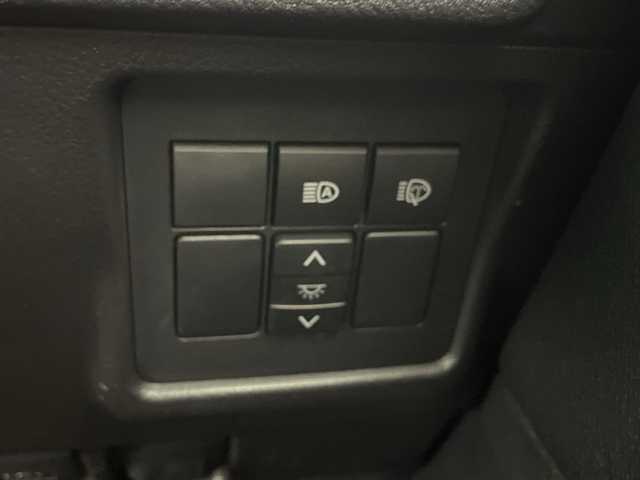 トヨタ ランドクルーザー プラド TX Lパッケージ ブラックED 愛知県 2021(令3)年 6.9万km ブラック 禁煙車/4WD/純正9インチナビ/（CD/DVD/Bluetooth/フルセグ/SD）/バックカメラ/サンルーフ/Toyota Safety Sense /・レーダークルーズコントロール/・レーンデパーチャーアラート/・プリクラッシュセーフティ/・ロードサインアシスト/・先行車発進告知/・前後クリアランスソナー/レザーシート/前席シートヒーター/前席席シートベンチレーション/前席パワーシート/電動格納サードシート/ルーフレール/ヘッドライトウォッシャー/純正18インチアルミホイール/プッシュスタート/スマートキー/スペアキー1本/LEDヘッドライト/フロントフォグランプ/横滑り防止装置/フルフラットシート/純正フロアマット