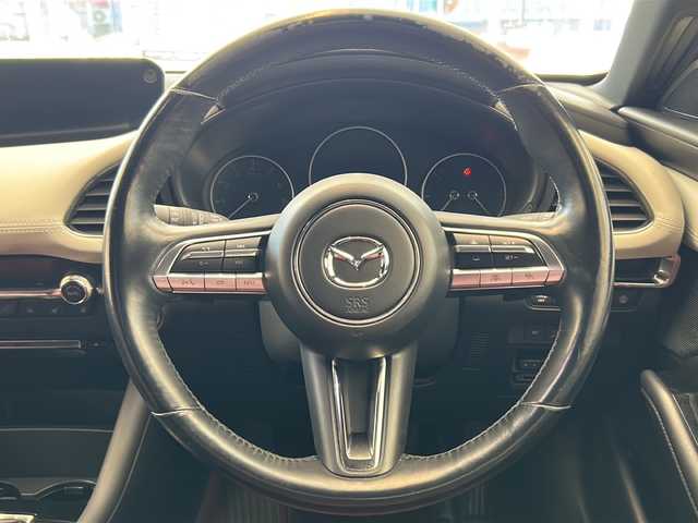 マツダ マツダ３ファストバック 20S 100周年特別記念車 岐阜県 2020(令2)年 6.3万km ソウルレッドクリスタルM 2020WCDOTY受賞記念モデル/BOSEサウンドシステム/全方位カメラ/純正ナビゲーション/フルセグテレビ/Bluetooth/CD/DVD再生/USB接続/HDMI/ETC/前後純正ドライブレコーダー/MRCC(マツダレーダークルーズコントロール)/クリアランスソナー/ブラインドスポットモニター/革シート/シートメモリー/シートヒーター/ステアリングヒーター/パドルシフト/ヘッドアップディスプレイ/電動パーキング/ブレーキホールド/アイドリングストップ/横滑り防止装置/リアウィンドウデフォッガー/プッシュスタート/スマートキー/オートライト/オートマチックハイビーム/LEDヘッドライト/純正18インチアルミホイール