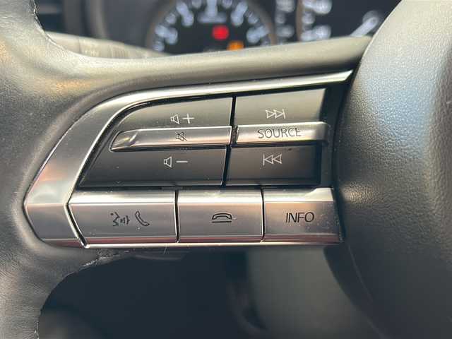 マツダ マツダ３ファストバック 20S 100周年特別記念車 岐阜県 2020(令2)年 6.3万km ソウルレッドクリスタルM 2020WCDOTY受賞記念モデル/BOSEサウンドシステム/全方位カメラ/純正ナビゲーション/フルセグテレビ/Bluetooth/CD/DVD再生/USB接続/HDMI/ETC/前後純正ドライブレコーダー/MRCC(マツダレーダークルーズコントロール)/クリアランスソナー/ブラインドスポットモニター/革シート/シートメモリー/シートヒーター/ステアリングヒーター/パドルシフト/ヘッドアップディスプレイ/電動パーキング/ブレーキホールド/アイドリングストップ/横滑り防止装置/リアウィンドウデフォッガー/プッシュスタート/スマートキー/オートライト/オートマチックハイビーム/LEDヘッドライト/純正18インチアルミホイール