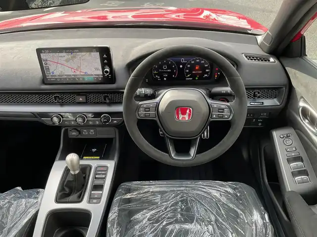 ホンダ シビック タイプR レーシングブラックPKG 神奈川県 2025(令7)年 0.1千km フレームレッド 純正メモリーナビ・地デジTV/バックモニター/ビルトインETC2.0/純正USB/BT再生/ワイヤレス充電/純正19インチAW/ブレンボブレーキ/LEDヘッドライト/ホンダセンシング/レーダークルーズコントロール/衝突軽減ブレーキ/LKA/BSM/コーナーセンサー/純正フロアマット/プッシュスタート/スマートキー×2/保証書・取説あり