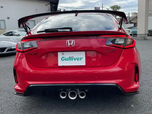 ホンダ シビック タイプR レーシングブラックPKG 神奈川県 2025(令7)年 0.1千km フレームレッド 純正メモリーナビ・地デジTV/バックモニター/ビルトインETC2.0/純正USB/BT再生/ワイヤレス充電/純正19インチAW/ブレンボブレーキ/LEDヘッドライト/ホンダセンシング/レーダークルーズコントロール/衝突軽減ブレーキ/LKA/BSM/コーナーセンサー/純正フロアマット/プッシュスタート/スマートキー×2/保証書・取説あり