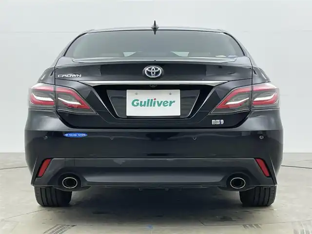 トヨタ クラウン ハイブリッド S Cパッケージ 岡山県 2018(平30)年 6万km プレシャスブラックパール 純正8インチナビ/・FM/AM/Bluetooth/フルセグ/CD/DVD/パノラマミックビューモニター/レザーシートパッケージ/・レザーシート/・ベンチレーション/・シートヒーター/ステアリングヒーター/トヨタセーフティーセンス/・プリクラッシュセーフティ/・レーンディパーチャーアラート/・レーダークルーズコントロール/・オートマチックハイビーム/ドライブレコーダー/ETC2.0/パドルシフト/BSM/純正アルミ/純正フロアマット