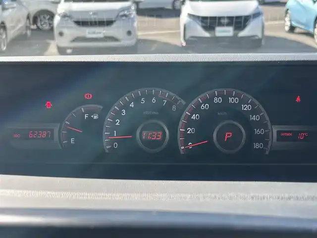 トヨタ ヴォクシー ZS 煌Z 奈良県 2013(平25)年 6.3万km ホワイトパールクリスタルシャイン 純正9インチナビ/（フルセグ/BT/CD/DVD）/バックカメラ/両側パワースライドドア/LEDヘッドライト/フォグランプ/ETC/純正16インチAW/保証書/取り扱い説明書/オートライト/３列シート/純正フロアマット/スマートキー/盗難防止装置