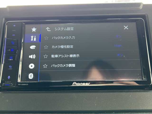 スズキ ジムニー シエラ JC 東京都 2024(令6)年 0.9万km シフォンアイボリーM ワンオーナー/４WD/モニター付DVD/CD/USBプレイヤー/【PVH-9300DVSZS】/ETC　Fドライブレコーダー/シートヒーター/クルーズコントロール/衝突軽減ブレーキ/レーンキープアシスト/LEDヘッドライト/スマートキー×２/ルーフキャリアー/リヤ/サイドラダー/サイドラックテーブル/セカンドサイドテーブル/EXEA/LEDシフトゲートパネル/ドアグリップポケットベース/スマホホルダータフネス/ドリンクホルダー/純正15インチアルミ