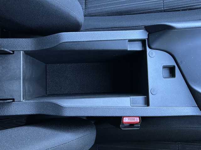 日産 ノート X 兵庫県 2024(令6)年 0.5万km ピュアホワイトパール ワンオーナー/純正メーカーSDナビ/　Bluetooth/HDMI/AM/FM/フルセグテレビ（走行中視聴可能）/アラウンドビューモニター/純正ドライブレコーダー/純正ビルトインETC/プロパイロット/デジタルインナーミラー/ブラインドスポットモニター/アダプティブクルーズコントロール/アンチロック・ブレーキ・システム/レーンキープアシスト/前後コーナーセンサー/横滑り防止装置/盗難防止装置/LEDヘッドライト/オートマチックハイビーム/純正フロアマット/エアバッグ（W+サイド）/スペアキー×1/保証書/取扱説明書/記録簿