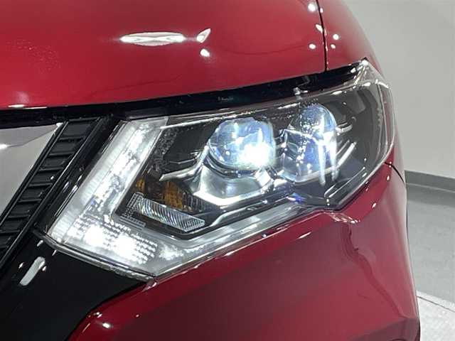 日産 エクストレイル 20Xi 愛知県 2020(令2)年 4.4万km ガーネットレッド 純正９インチナビ　/（Bluetooth/フルセグTV/CD・DVD再生）/プロパイロット　/衝突軽減ブレーキ　/アラウンドビューモニター　/シートヒーター　/ビルトインＥＴＣ　/ＬＥＤヘッドライト　/ドライブレコーダー　/デジタルインナーミラー　/ルーフレール　/電動バックドア