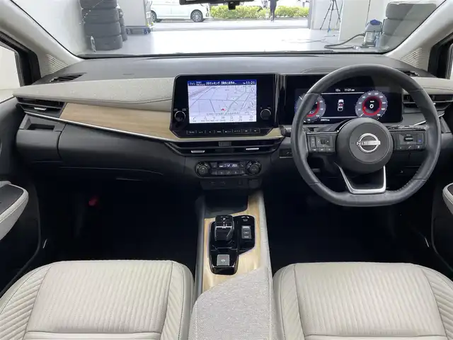 日産 オーラ G レザーエディション 宮城県 2022(令4)年 3万km ミッドナイトブラック/サンライズカッパー 禁煙車/純正SDナビ(フルセグ)/アラウンドビューモニター/バックカメラ/ビルトインETC2.0/全方位ドライブレコーダー/グレー革シート/エマージェンシーブレーキ/ハンドル支援/インテリジェントルームミラー/ステアリングスイッチ/ステアリングヒーター/BOSEスピーカー/保証書/取扱説明書