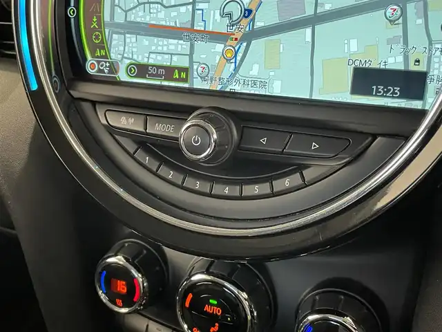 ＭＩＮＩ ＢＭＷ ミニ クーパー 熊本県 2016(平28)年 9万km アイスチョコレートM ・スマートキー/・プッシュスタート/・純正HDDナビ/　【Bluetooth・USB・MSV】/・ETC/・純正マット
