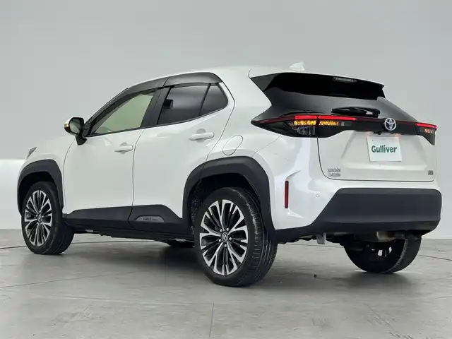 トヨタ ヤリスクロス ハイブリッド Z 愛知県 2021(令3)年 4.8万km ホワイトパールクリスタルシャイン ９インチディスプレイオーディオ/（Bluetooth）　/レーダークルーズコントロール　/パノラミックビューモニター　/ブラインドスポットモニター　/コーナーセンサー　/衝突軽減システム　/レーンキープアシスト　/ハーフレザーシート　/運転席パワーシート　/前席シートヒーター　/ドライブレコーダー　/ＥＴＣ/純正AW　