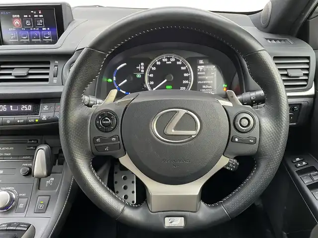 レクサス ＣＴ 200h Fスポーツ 茨城県 2015(平27)年 7.6万km ホワイトノーヴァガラスフレーク 純正ナビ/フルセグテレビ/バックカメラ/前後コーナーセンサー/EVモード/スマートキー/プッシュスタート/DN席パワーシート/シートヒーター/カーテンエアバック/スペアキー/クルーズコントロール/パドルシフト/Bluetooth接続/LEDライト
