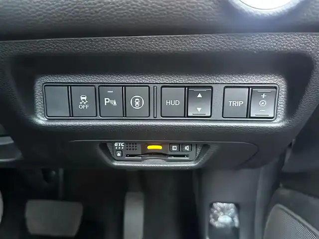 ホンダ アコード EX 宮城県 2021(令3)年 6.6万km プラチナホワイトパール モデューロエアロ（F/S/R）/サンルーフ/ホンダセンシング/・衝突軽減ブレーキ/・誤発進抑制機能/・後方誤発進抑制機能/・歩行者事故軽減ステアリング/・路外逸脱抑制機能/・渋滞追従機能付アダプティブクルーズコントロール/・車線維持支援システム/・先行車発進お知らせ機能/・標識認識機能/・オートハイビーム/ブラインドスポットインフォメーション/パーキングセンサーシステム/ヘッドアップディスプレイ/インターナビ/・Bluetooth/・AppleCarPlay/・フルセグTV/・バックカメラ/ビルトインETC/ドライブレコーダー/ワイヤレス充電/本革シート/シートヒーター/パワーシート（運転席メモリー機能付）/電動パーキングブレーキ/ブレーキホールド/LEDヘッドランプ/フォグランプ/オートライト/スマートキー＆プッシュスタート/電動格納ミラー/純正18インチAW/純正フロアマット/ドアバイザー/W/サイド/カーテンエアバッグ