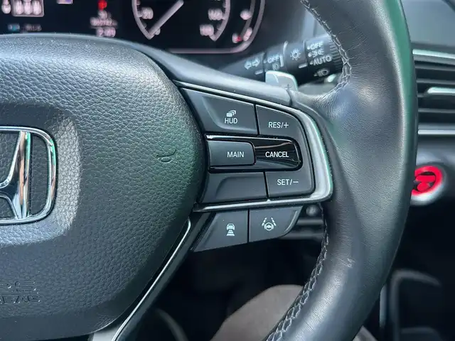 ホンダ アコード EX 宮城県 2021(令3)年 6.6万km プラチナホワイトパール モデューロエアロ（F/S/R）/サンルーフ/ホンダセンシング/・衝突軽減ブレーキ/・誤発進抑制機能/・後方誤発進抑制機能/・歩行者事故軽減ステアリング/・路外逸脱抑制機能/・渋滞追従機能付アダプティブクルーズコントロール/・車線維持支援システム/・先行車発進お知らせ機能/・標識認識機能/・オートハイビーム/ブラインドスポットインフォメーション/パーキングセンサーシステム/ヘッドアップディスプレイ/インターナビ/・Bluetooth/・AppleCarPlay/・フルセグTV/・バックカメラ/ビルトインETC/ドライブレコーダー/ワイヤレス充電/本革シート/シートヒーター/パワーシート（運転席メモリー機能付）/電動パーキングブレーキ/ブレーキホールド/LEDヘッドランプ/フォグランプ/オートライト/スマートキー＆プッシュスタート/電動格納ミラー/純正18インチAW/純正フロアマット/ドアバイザー/W/サイド/カーテンエアバッグ