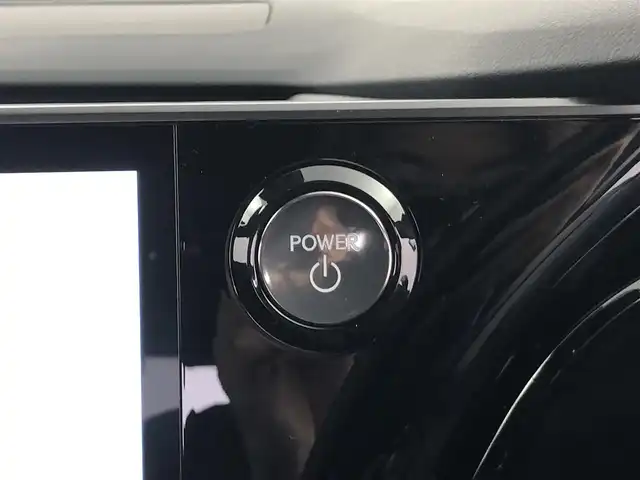 レクサス ＲＸ 450h+ バージョンL 愛知県 2023(令5)年 1.6万km シルバー メーカー14型メモリナビ/（FM/AM/BT/フルセグTV/HDMI）　/パノラマムーンルーフ　/全方位バックカメラ　/ハーフレザーシート　/全席シートヒーター　/全席エアシート　/ステアリングヒーター　/前席パワーシート　/リヤシート折り畳みボタン/ＥＴＣ２．０　/前後ドラレコ/レクサスセーフティシステム+/・衝突被害軽減ブレーキ/・カラーヘッドアップディスプレイ/・車線はみ出しアラート/・レーントレーシングアシスト/・レーンチェンジアシスト/・レーダークルーズコントロール/・アダプティブハイビームシステム /・ロードサインアシスト/・発進遅れ告知機能/・ドライバー異常時対応システム/・ドライバーモニター連携/・フロントクロストラフィックアラート/・プロアクティブドライビングアシスト/・ブラインドスポットモニター/・後方車両接近告知/・パーキングサポートブレーキ/純正フロアマット/純正21インチAW/三眼LEDヘッドライト