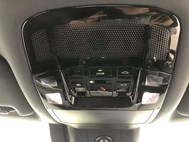 レクサス ＲＸ 450h+ バージョンL 愛知県 2023(令5)年 1.6万km シルバー メーカー14型メモリナビ/（FM/AM/BT/フルセグTV/HDMI）　/パノラマムーンルーフ　/全方位バックカメラ　/ハーフレザーシート　/全席シートヒーター　/全席エアシート　/ステアリングヒーター　/前席パワーシート　/リヤシート折り畳みボタン/ＥＴＣ２．０　/前後ドラレコ/レクサスセーフティシステム+/・衝突被害軽減ブレーキ/・カラーヘッドアップディスプレイ/・車線はみ出しアラート/・レーントレーシングアシスト/・レーンチェンジアシスト/・レーダークルーズコントロール/・アダプティブハイビームシステム /・ロードサインアシスト/・発進遅れ告知機能/・ドライバー異常時対応システム/・ドライバーモニター連携/・フロントクロストラフィックアラート/・プロアクティブドライビングアシスト/・ブラインドスポットモニター/・後方車両接近告知/・パーキングサポートブレーキ/純正フロアマット/純正21インチAW/三眼LEDヘッドライト
