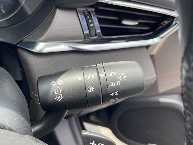 マツダ アテンザ セダン XD Lパッケージ 岩手県 2018(平30)年 3.9万km 紺 純正SDナビ/AM/FM/CD/DVD/Bluetooth/ワンセグTV/BOSEサウンドシステム/フロント/サイド/バックカメラ/全方位カメラ/レーダークルーズコントロール/衝突被害軽減ブレーキ/レーンキープアシスト/横滑り防止装置/アイドリングストップ/パワーシート/シートヒーター/エアシート/オートライト/LEDヘッドライト/フォグランプ/スマートキー/プッシュスタート/電動格納ミラー/パドルシフト/リアサンシェード/防眩機能付きミラー/ブラインドスポット/純正19インチAW/純正フロアマット/純正ドアバイザー/保証書/取扱説明書