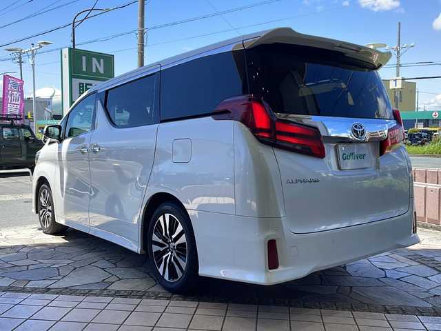 トヨタ アルファード S Cパッケージ 静岡県 2021(令3)年 3.7万km ホワイトパールクリスタルシャイン 純正ディスプレイオーディオ/・フルセグＴＶ/・Bluetooth/・USB/・Miracast/・AM/・FM/主要装備/・衝突軽減/・レーンキープ/・追従クルコン/・コーナーセンサー前後/・バックカメラ/・BSM/・純正12インチ後席モニター/・両側パワスラ/・パワーシート/・シートヒーター/・エアシート/・ハンドルヒーター/・三眼LEDヘッドライト/・オートハイビーム/・ビルトインETC2.0/・デジタルインナーミラー/・前後ドラレコ/・純正フロアマット