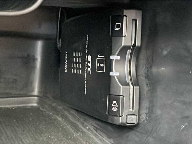 ボルボ Ｖ４０ クロスカントリー T5 AWD 長野県 2014(平26)年 12.9万km 白 ４WD/純正ナビ/純正17インチアルミ/ルーフレール/コーナーセンサー /パワーシート