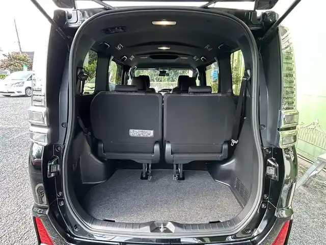 トヨタ ヴォクシー ZS 煌 埼玉県 2018(平30)年 1.4万km ブラック ワンオーナー車/純正ナビTV/バックカメラ/ビルトインETC2.0/両側パワースライドドア/LEDヘッドライト/セーフティセンス/レーダークルーズコントロール/レーンアシスト/プッシュスタート/スマートキー/走行１３６３８キロ/業者施工の内外装クリーニング済/保証書付整備手帳/取扱説明書