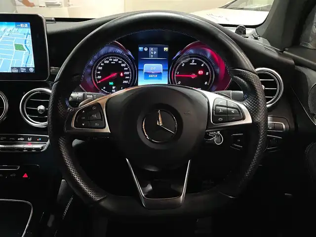 メルセデス・ベンツ ＧＬＣ２２０ d 4マチックスポーツ 道央・札幌 2018(平30)年 6.5万km ポーラホワイト レーダーセーフティパッケージ/　・ACC/　・PRE-SAFE/　・ブラインドスポットアシスト/　・レーンキープアシスト/　・リアCPA/　・ステアリングパイロット/純正HDDナビ/フルセグTV/CD/DVD/SD/USB/Bluetooth/360°カメラ/パークトロニック/パーキングパイロット/ハーフレザーシート/シートヒーター/LEDインテリジェントライトシステム/アダプティブハイビームアシストプラス/パワーテールゲート