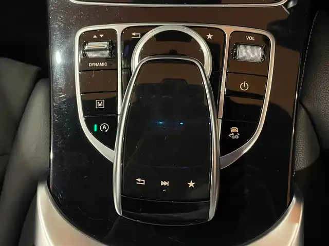 メルセデス・ベンツ ＧＬＣ２２０ d 4マチックスポーツ 道央・札幌 2018(平30)年 6.5万km ポーラホワイト レーダーセーフティパッケージ/　・ACC/　・PRE-SAFE/　・ブラインドスポットアシスト/　・レーンキープアシスト/　・リアCPA/　・ステアリングパイロット/純正HDDナビ/フルセグTV/CD/DVD/SD/USB/Bluetooth/360°カメラ/パークトロニック/パーキングパイロット/ハーフレザーシート/シートヒーター/LEDインテリジェントライトシステム/アダプティブハイビームアシストプラス/パワーテールゲート
