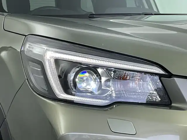 スバル フォレスター ハイブリッド アドバンス 新潟県 2020(令2)年 5万km ジャスパーグリーンM 4WD/純正メモリナビ/　フルセグTV/Bluetooth/CD/DVD/USB/レーダークルーズコントロール/衝突被害軽減ブレーキ/レーンキープアシスト/ドライバーモニタリングシステム/リアビークルディテクション/前後コーナーセンサー/パワーバックドア/前席パワーシート/ハーフレザーシート/全席シートヒーター/D席メモリーシート/ドライブレコーダー/デジタルインナーミラー/ビルトインETC/バックモニター/ステアリングヒーター/LEDヘッドライト/オートライト/パドルシフト/レザーステアリング/ステアリングスイッチ/禁煙車