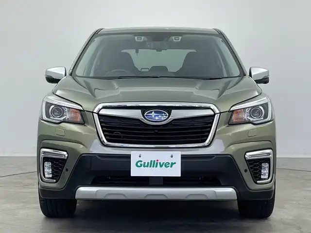 スバル フォレスター ハイブリッド アドバンス 新潟県 2020(令2)年 5万km ジャスパーグリーンM 4WD/純正メモリナビ/　フルセグTV/Bluetooth/CD/DVD/USB/レーダークルーズコントロール/衝突被害軽減ブレーキ/レーンキープアシスト/ドライバーモニタリングシステム/リアビークルディテクション/前後コーナーセンサー/パワーバックドア/前席パワーシート/ハーフレザーシート/全席シートヒーター/D席メモリーシート/ドライブレコーダー/デジタルインナーミラー/ビルトインETC/バックモニター/ステアリングヒーター/LEDヘッドライト/オートライト/パドルシフト/レザーステアリング/ステアリングスイッチ/禁煙車