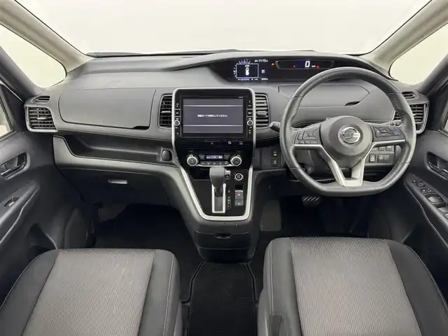 日産 セレナ ハイウェイスター 福岡県 2016(平28)年 5.7万km ブリリアントホワイトパール 後席モニター　/純正ナビ/フルセグTV　/全方位カメラ　/デジタルルームミラー　/前後ドラレコ　/ＥＴＣ　/プロパイロット　/パーキングアシスト　/エマージェンシーブレーキ　/レーンキープ　/片側電動スライドドア　/純正１６インチＡＷ/ＬＥＤヘッドライト