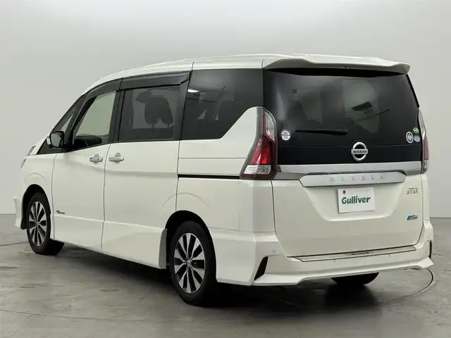 日産 セレナ ハイウェイスター 福岡県 2016(平28)年 5.7万km ブリリアントホワイトパール 後席モニター　/純正ナビ/フルセグTV　/全方位カメラ　/デジタルルームミラー　/前後ドラレコ　/ＥＴＣ　/プロパイロット　/パーキングアシスト　/エマージェンシーブレーキ　/レーンキープ　/片側電動スライドドア　/純正１６インチＡＷ/ＬＥＤヘッドライト