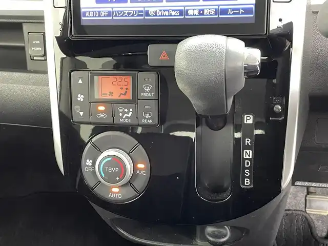 ダイハツ タント カスタム X トップED SAⅡ 熊本県 2016(平28)年 4.7万km パールホワイトⅢ 禁煙車　/純正ナビNSZN-X66D-T1（ＣＤ・ＤＶＤ・フルセグ・ＢＴ・SD・ipod・ＵＳＢ・ＨＤＭＩ）/社外前後ドライブレコーダー　/バックカメラ　/ＥＴＣ　/片側パワースライドドア　/後ろのみクリアランスソナー/衝突軽減ブレーキ/横滑り防止/アイドリングストップ/ハーフレザーシート/純正フロアマット/純正１４インチAW/オートライト/LEDヘッドライト/フォグランプ/スマートキー/プッシュスタート/スペアキー1本