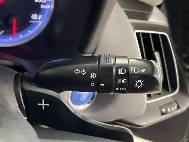 トヨタ クラウン ハイブリッド RS アドバンス 鹿児島県 2020(令2)年 5.8万km プレシャスブラックパール メーカーOPナビ/（AM/FM/CD/DVD/Bluetooth/フルセグ）/バックカメラ/サンルーフ/TRDエアロ/ホワイトレザーシート/ETC2.0/トヨタセーフティセンス/ドライブレコーダー/パワーシート/シートメモリ―/パドルシフト/ステアリングヒーター/ヘッドアップディスプレイ/ブラインドスポットモニター/シートヒーター/シートベンチレーション/LEDヘッドライト/AC100V