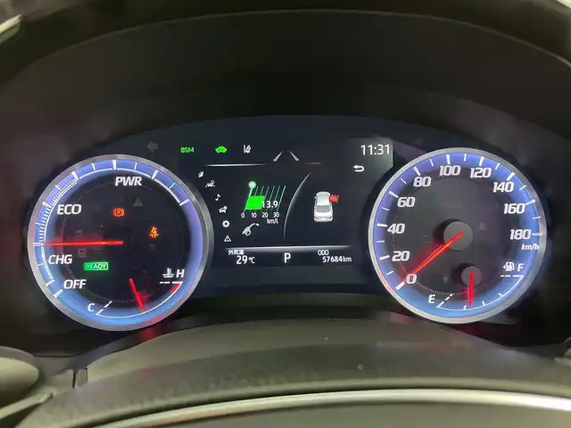 トヨタ クラウン ハイブリッド RS アドバンス 鹿児島県 2020(令2)年 5.8万km プレシャスブラックパール メーカーOPナビ/（AM/FM/CD/DVD/Bluetooth/フルセグ）/バックカメラ/サンルーフ/TRDエアロ/ホワイトレザーシート/ETC2.0/トヨタセーフティセンス/ドライブレコーダー/パワーシート/シートメモリ―/パドルシフト/ステアリングヒーター/ヘッドアップディスプレイ/ブラインドスポットモニター/シートヒーター/シートベンチレーション/LEDヘッドライト/AC100V