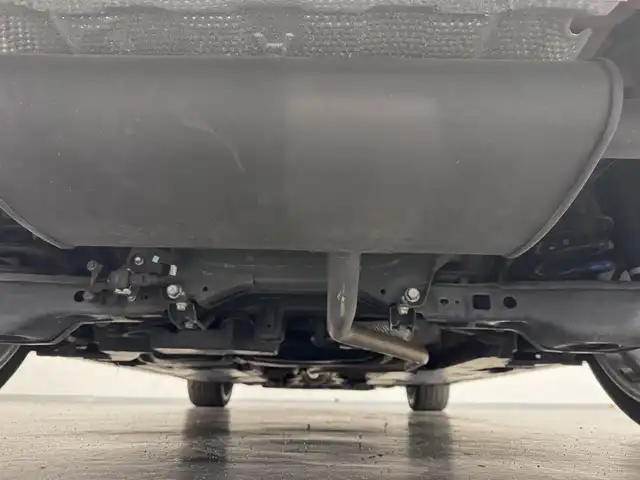 レクサス ＣＴ 200h Fスポーツ 三重県 2017(平29)年 3.9万km 赤／黒 ハイブリッド/FF/MTモード付インパネCVT/純正 7インチナビ/（AM/FM/CD/DVD/Blu-ray/SDREC/SD/USB/Bluetooth/AUX/TV）/バックガイドモニター/ドライブレコーダー 前方/ビルトイン ETC2.0/安全/・クリアランスソナー＆バックソナー/・S-VSC/・TRC/・緊急ブレーキシグナル/・車両接近通報装置/装備/・【OP】Fスポーツ用本革シート*/・8wayパワーシート（D電動ランバーサポート付8way/N4way）/・シートヒーター（D/N）/・左右独立オートエアコン（花粉除去モード付）/・オートライト/・LED ヘッドランプ＆フロントフォグランプ/・パドルシフト/・自動防眩ルームミラー/・【OP】オート電動格納式ドアミラー（広角・自動防眩・リバース連動チルトダウン・メモリー・ヒーター付）*/・【OP】雨滴感応式間欠フロントワイパー*/・プッシュスタート/・18inAW（純正流用）/・保/取/ナビ取/・スマートキーx2＋カードキーx1/・210系カローラスポーツ18inAW 純正流用/・外装色『レッドマイカクリスタルシャイン［3R1］×ブラック［212］［2LM］』/など/*…セットでメーカーOP