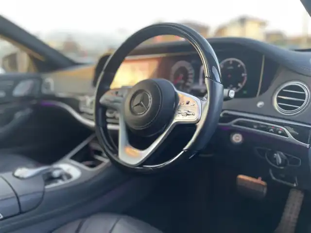 メルセデス・ベンツ Ｓ４００ｄ AMGラインプラス 栃木県 2019(令1)年 2.6万km オブシディアンブラック スライディングサンルーフ/黒革シート/パワーシート /シートヒーター /ベンチレーター/マッサージシート/パヒュームアトマイザー/ブルメスター/イージークロージャードア/ヘッドアップディスプレイ/レーダーセーフティパッケージ/LEDヘッドライト/オートライト/アンビエントライト /パワートランクリッド/ナビ/フルセグ/全方位カメラ/パークトロニック