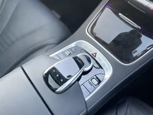 メルセデス・ベンツ Ｓ４００ｄ AMGラインプラス 栃木県 2019(令1)年 2.6万km オブシディアンブラック スライディングサンルーフ/黒革シート/パワーシート /シートヒーター /ベンチレーター/マッサージシート/パヒュームアトマイザー/ブルメスター/イージークロージャードア/ヘッドアップディスプレイ/レーダーセーフティパッケージ/LEDヘッドライト/オートライト/アンビエントライト /パワートランクリッド/ナビ/フルセグ/全方位カメラ/パークトロニック