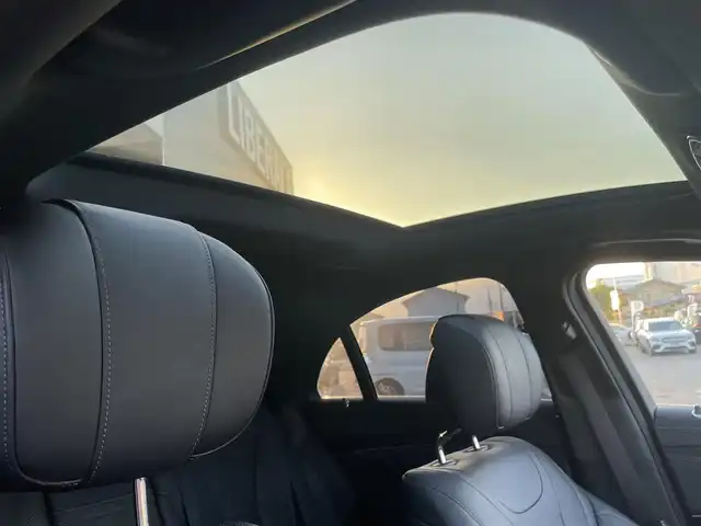 メルセデス・ベンツ Ｓ４００ｄ AMGラインプラス 栃木県 2019(令1)年 2.6万km オブシディアンブラック スライディングサンルーフ/黒革シート/パワーシート /シートヒーター /ベンチレーター/マッサージシート/パヒュームアトマイザー/ブルメスター/イージークロージャードア/ヘッドアップディスプレイ/レーダーセーフティパッケージ/LEDヘッドライト/オートライト/アンビエントライト /パワートランクリッド/ナビ/フルセグ/全方位カメラ/パークトロニック