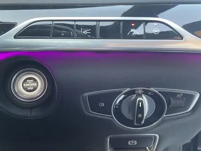 メルセデス・ベンツ Ｓ４００ｄ AMGラインプラス 栃木県 2019(令1)年 2.6万km オブシディアンブラック スライディングサンルーフ/黒革シート/パワーシート /シートヒーター /ベンチレーター/マッサージシート/パヒュームアトマイザー/ブルメスター/イージークロージャードア/ヘッドアップディスプレイ/レーダーセーフティパッケージ/LEDヘッドライト/オートライト/アンビエントライト /パワートランクリッド/ナビ/フルセグ/全方位カメラ/パークトロニック